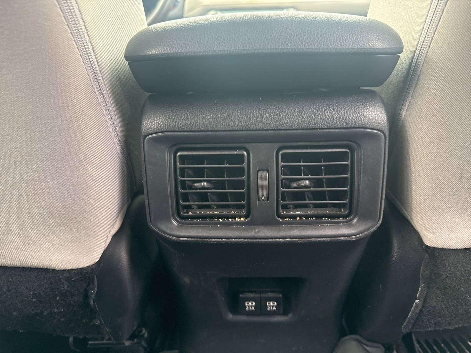 Thumbnail: 2019 Toyota RAV4 - 30