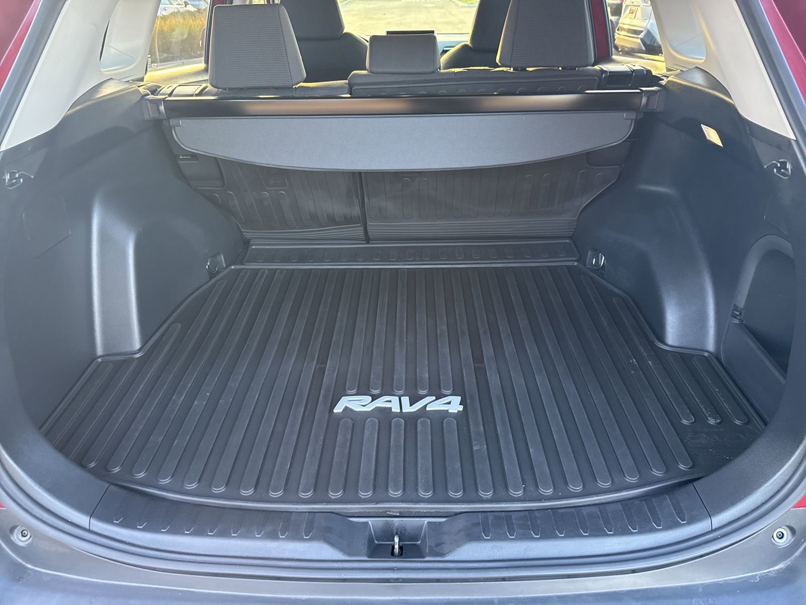 Thumbnail: 2023 Toyota RAV4 - 16