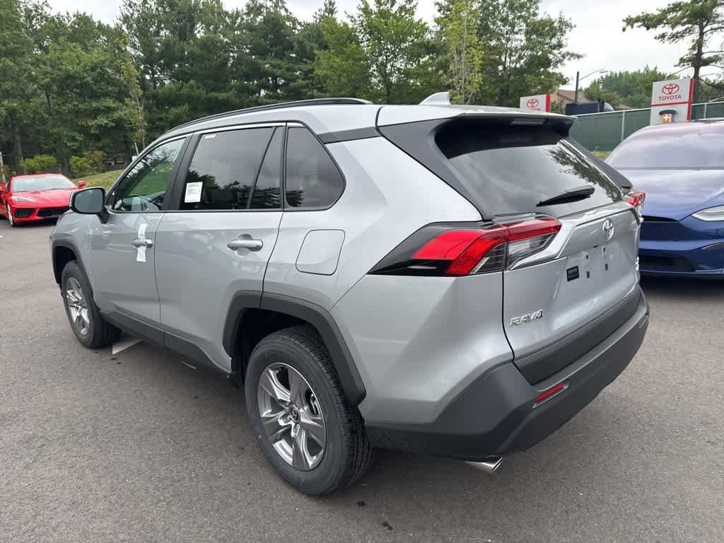 Thumbnail: 2025 Toyota RAV4 - 4
