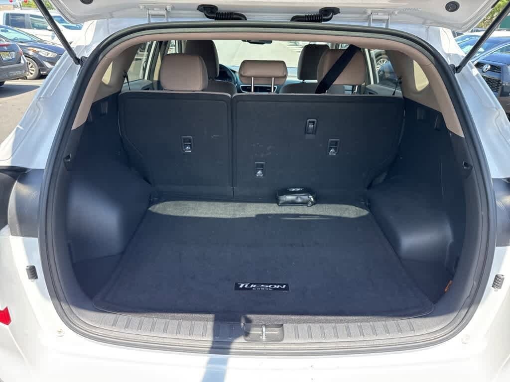 Thumbnail: 2019 Hyundai Tucson - 13