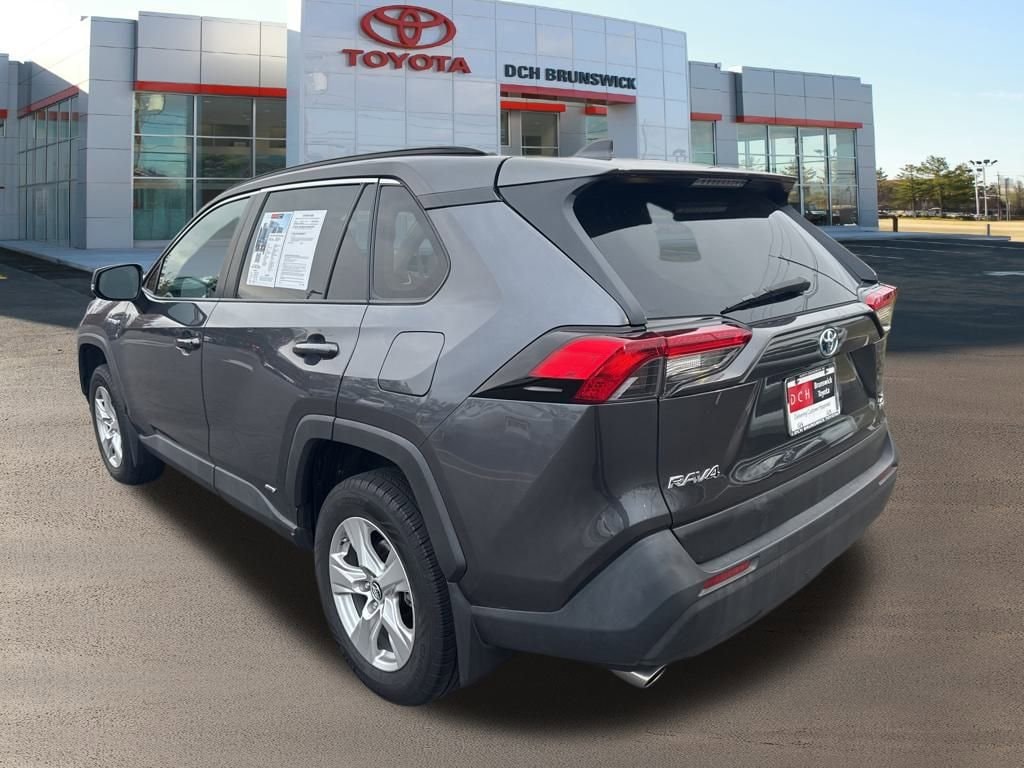 Thumbnail: 2019 Toyota RAV4 - 13