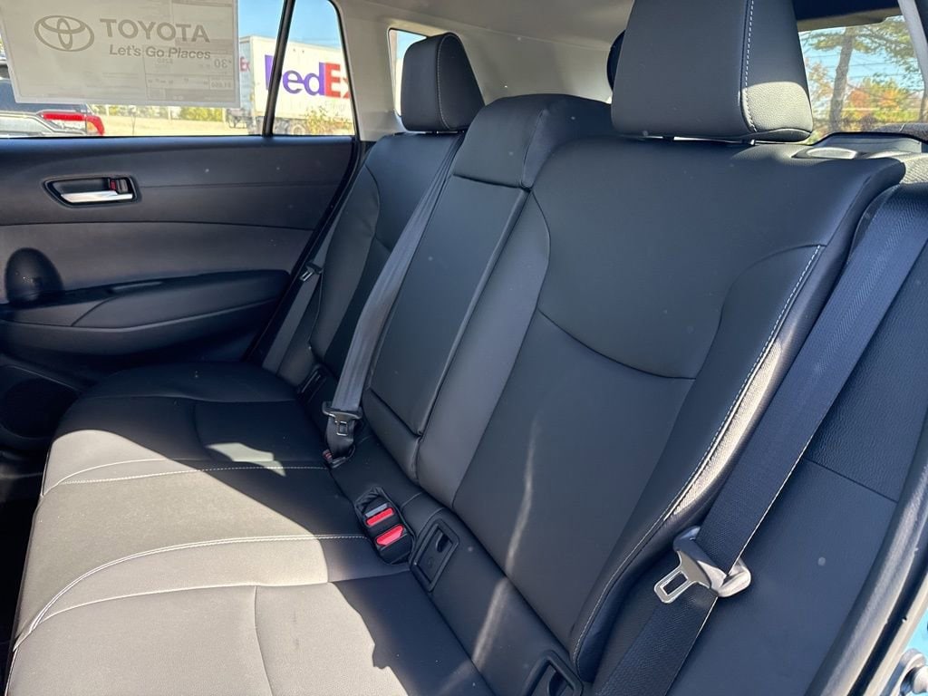 Thumbnail: 2026 Toyota Corolla Cross - 12