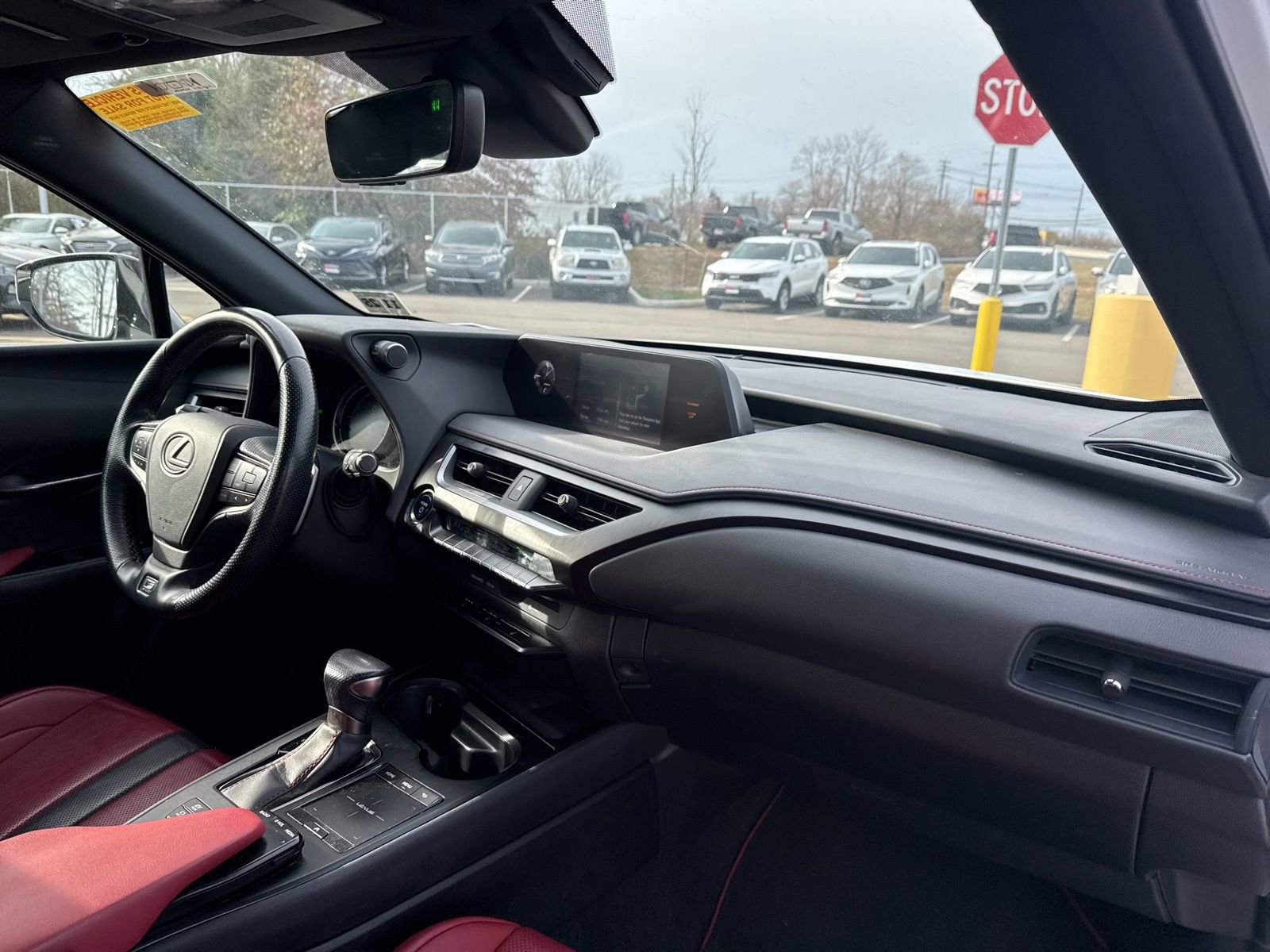 Thumbnail: 2020 Lexus UX - 20