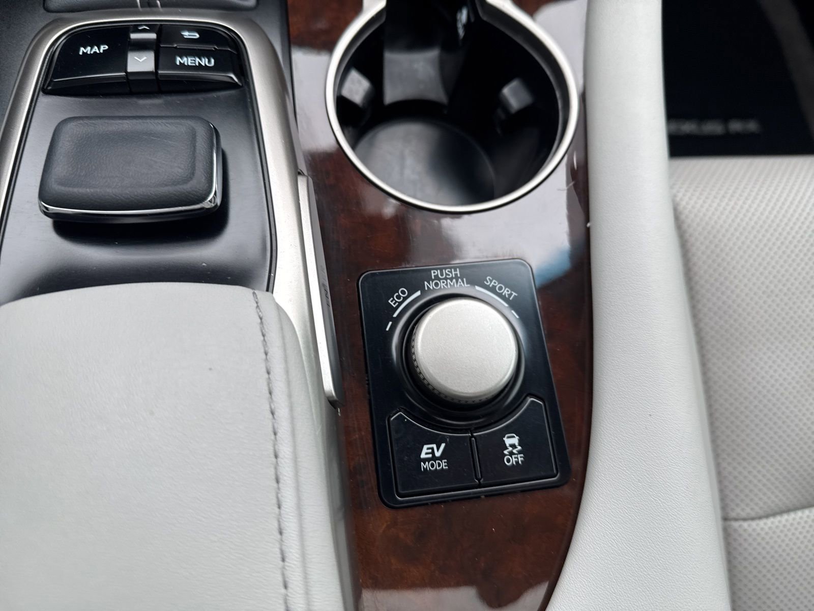 Thumbnail: 2019 Lexus RX - 31