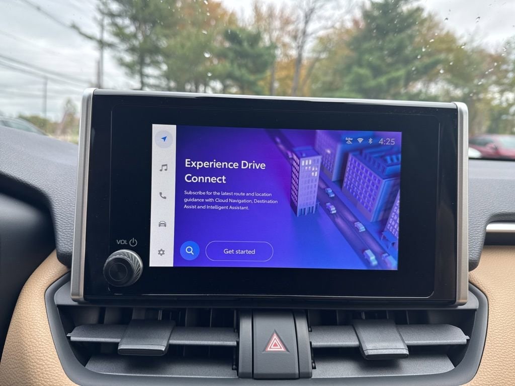 Thumbnail: 2025 Toyota RAV4 - 17