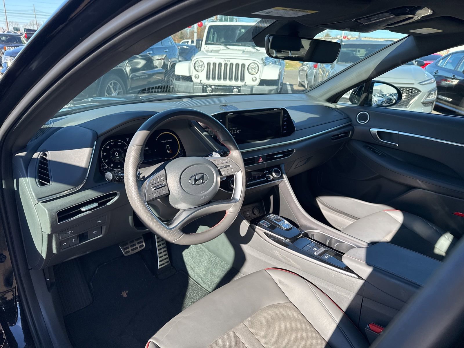 Thumbnail: 2023 Hyundai Sonata - 17