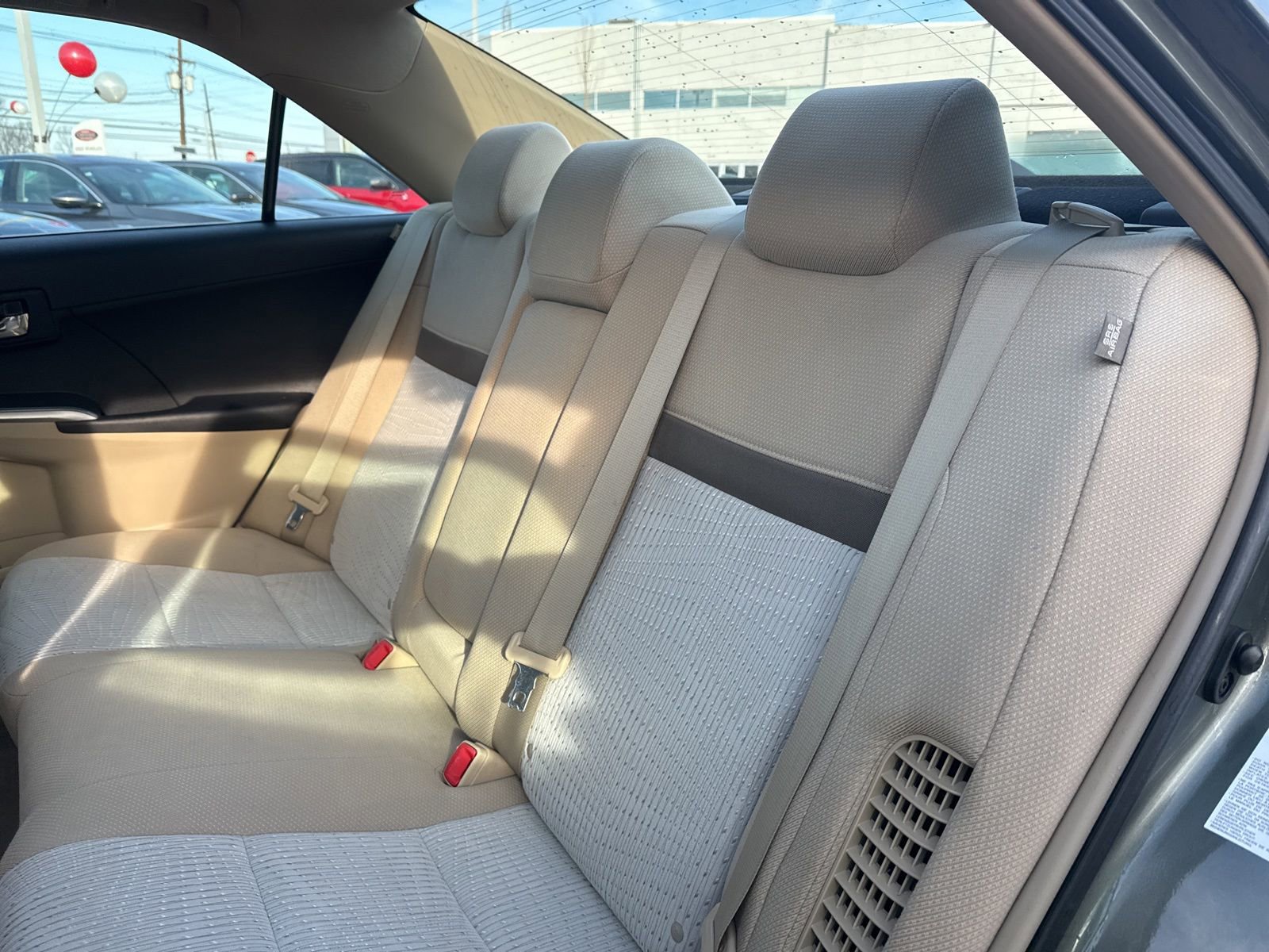 Thumbnail: 2012 Toyota Camry - 18