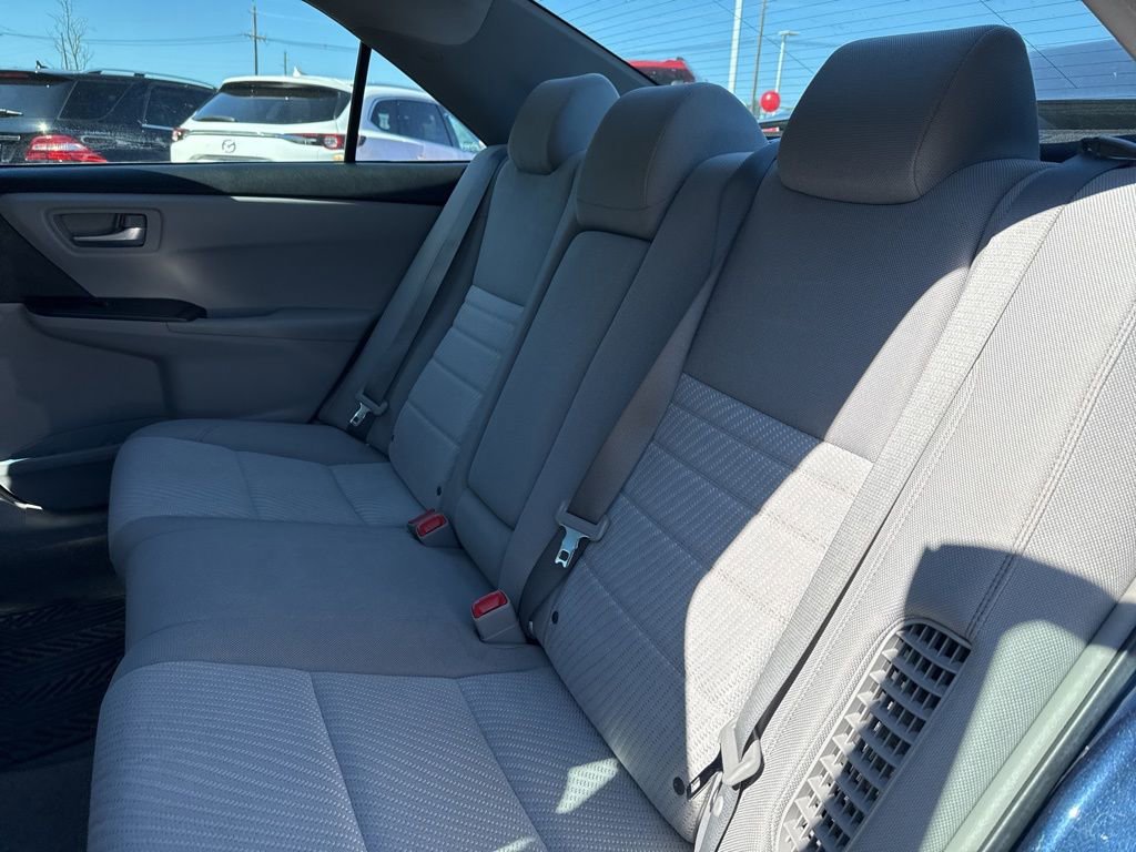 Thumbnail: 2016 Toyota Camry - 19
