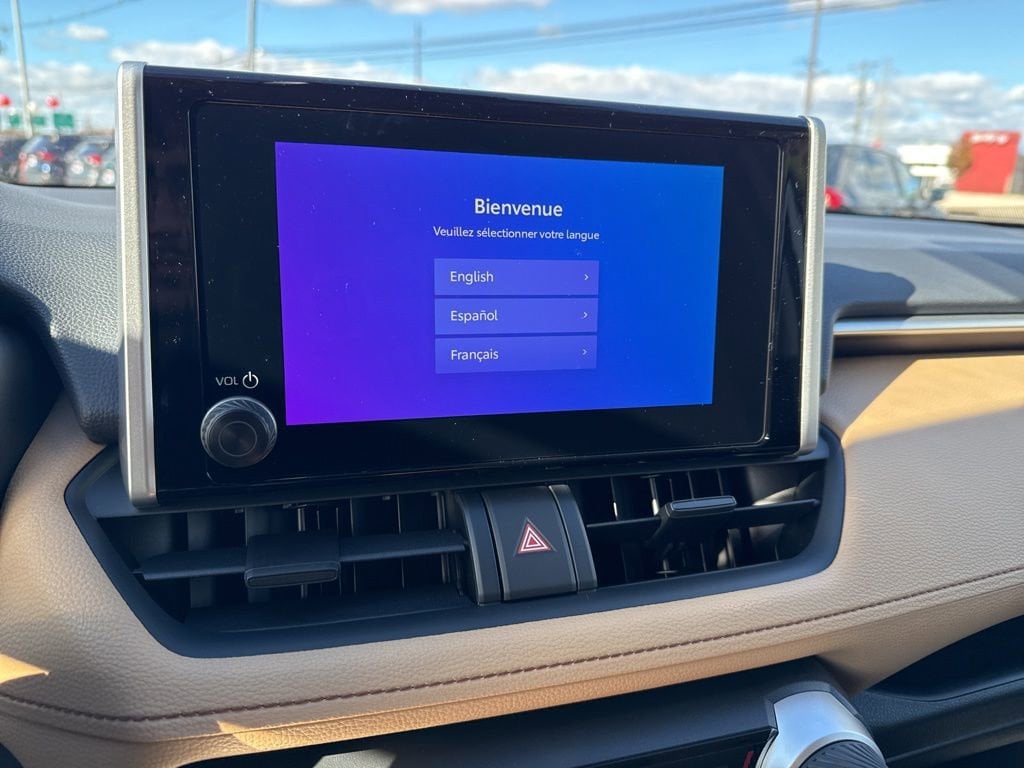 Thumbnail: 2025 Toyota RAV4 - 18