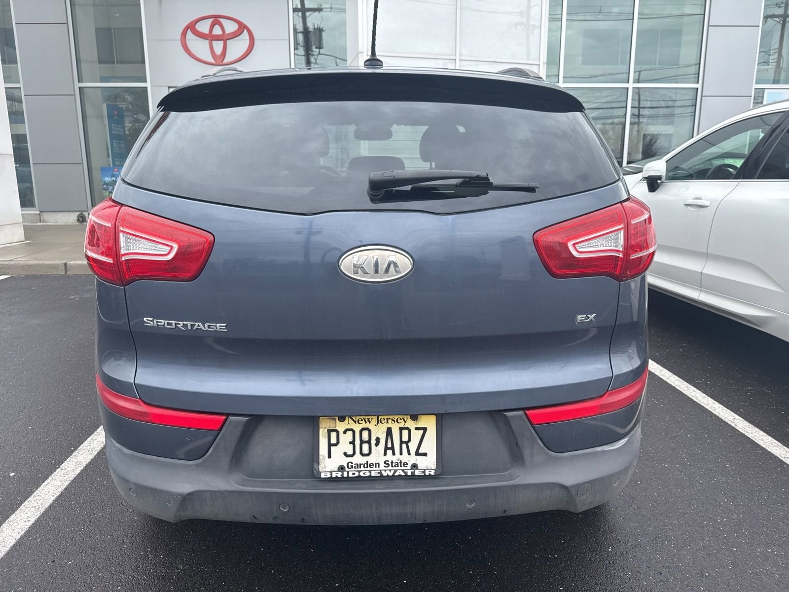 Thumbnail: 2011 Kia Sportage - 14