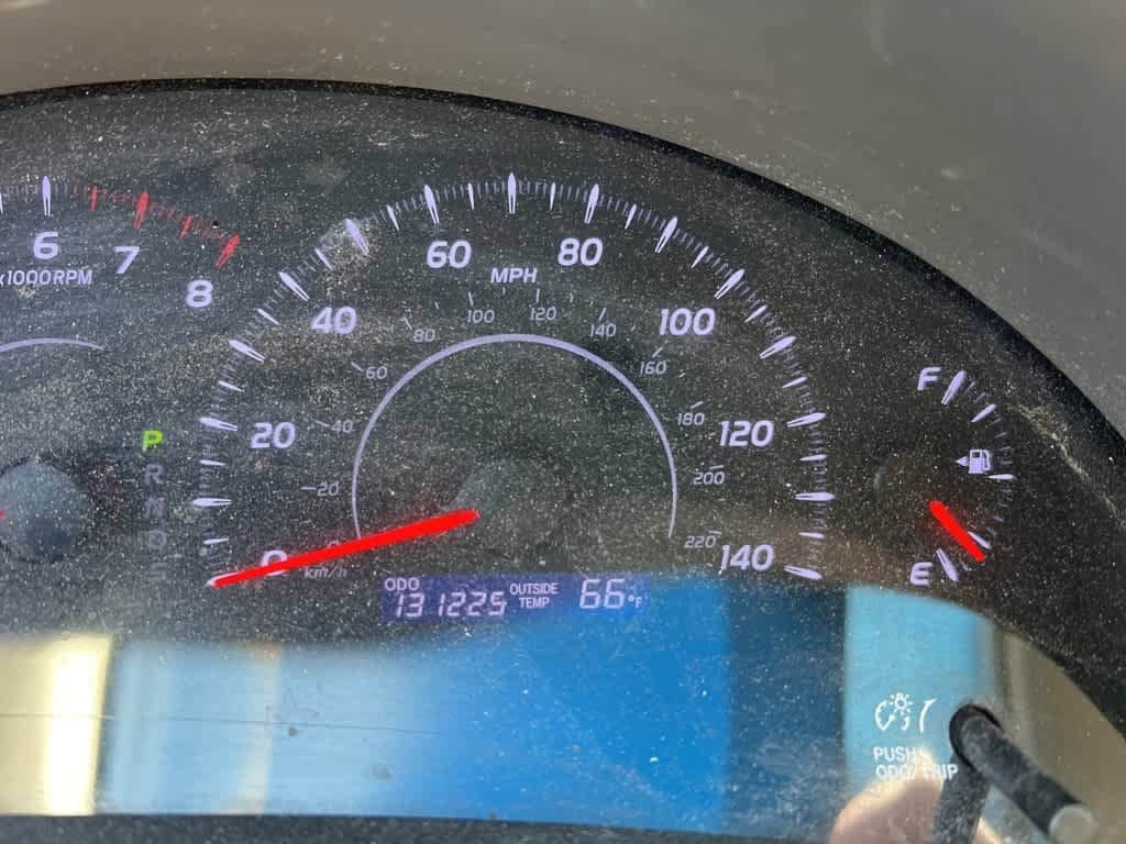 2011 Toyota Camry LE 17