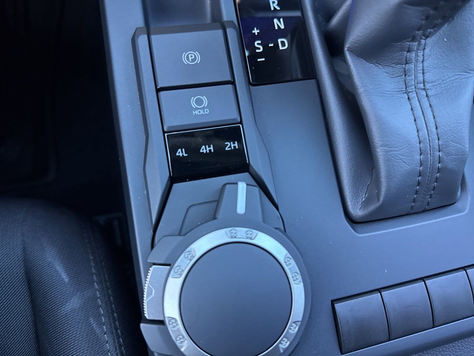 Thumbnail: 2025 Toyota Tacoma - 28