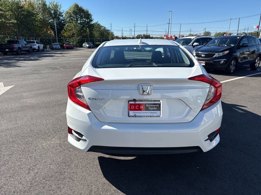 Thumbnail: 2017 Honda Civic - 6