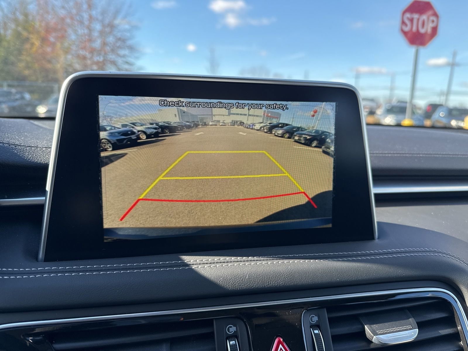 Thumbnail: 2020 Genesis G70 - 25