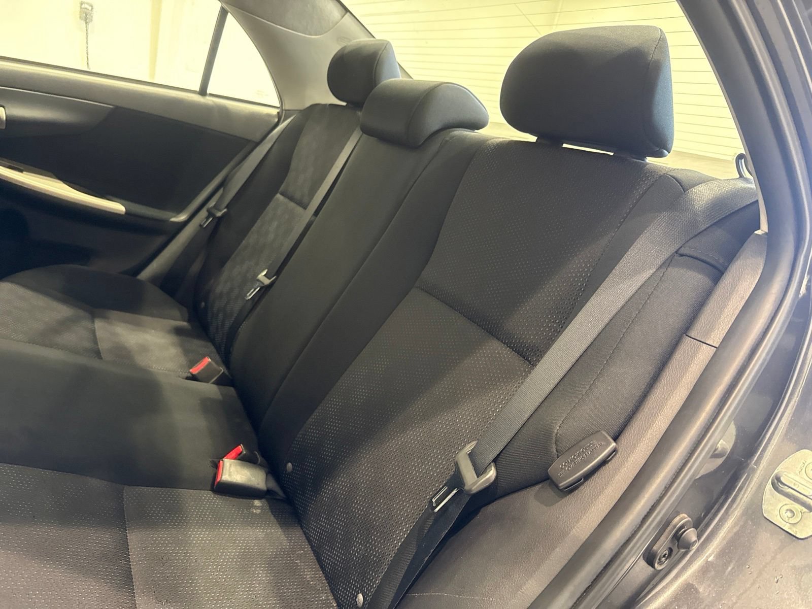 Thumbnail: 2010 Toyota Corolla - 21