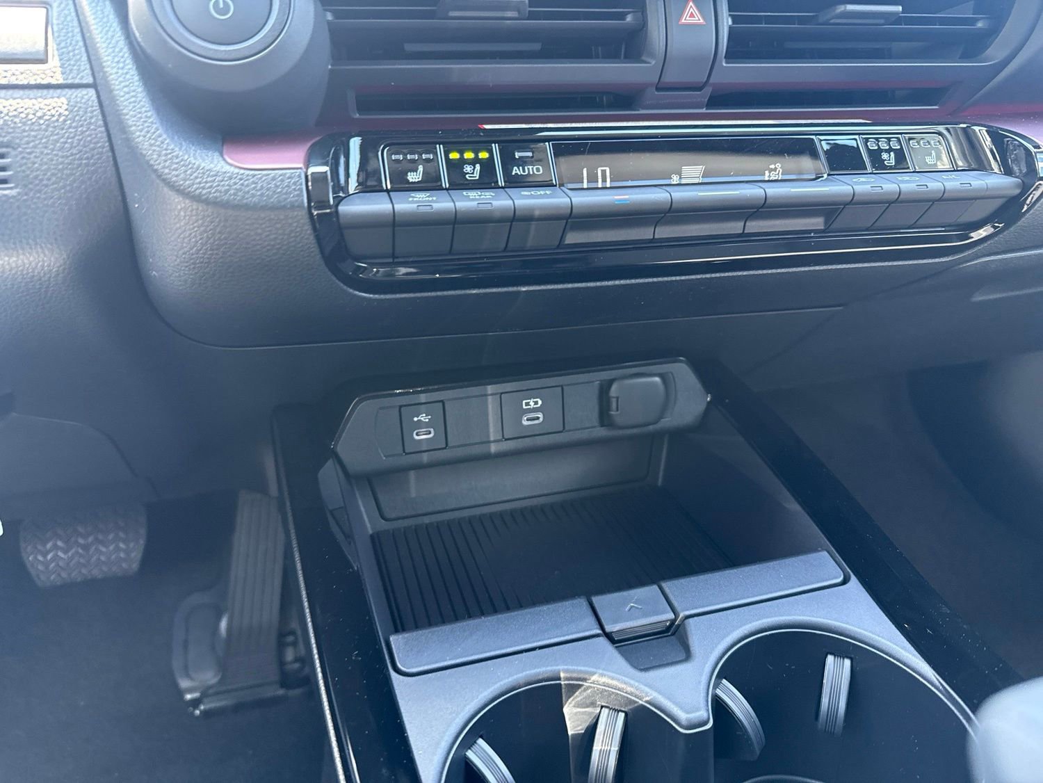 Thumbnail: 2026 Toyota Prius - 20