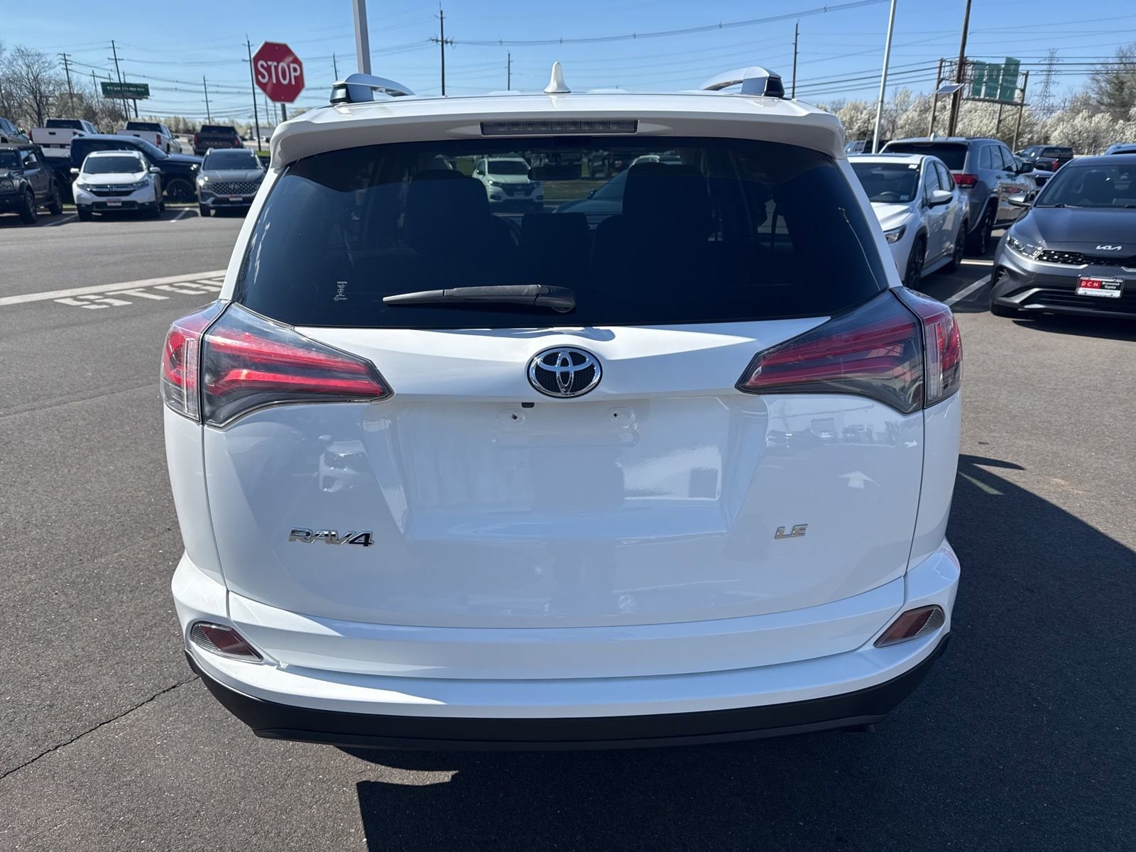 Thumbnail: 2016 Toyota RAV4 - 6