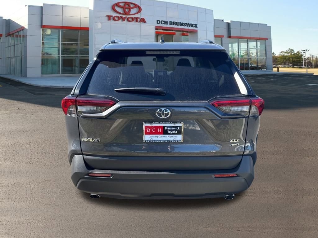 Thumbnail: 2025 Toyota RAV4 - 5