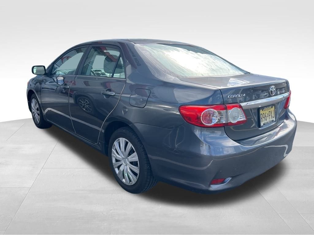 Thumbnail: 2013 Toyota Corolla - 5