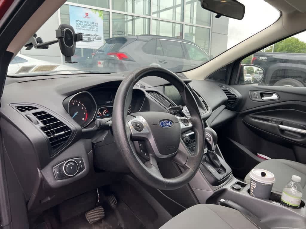 Thumbnail: 2016 Ford Escape - 6