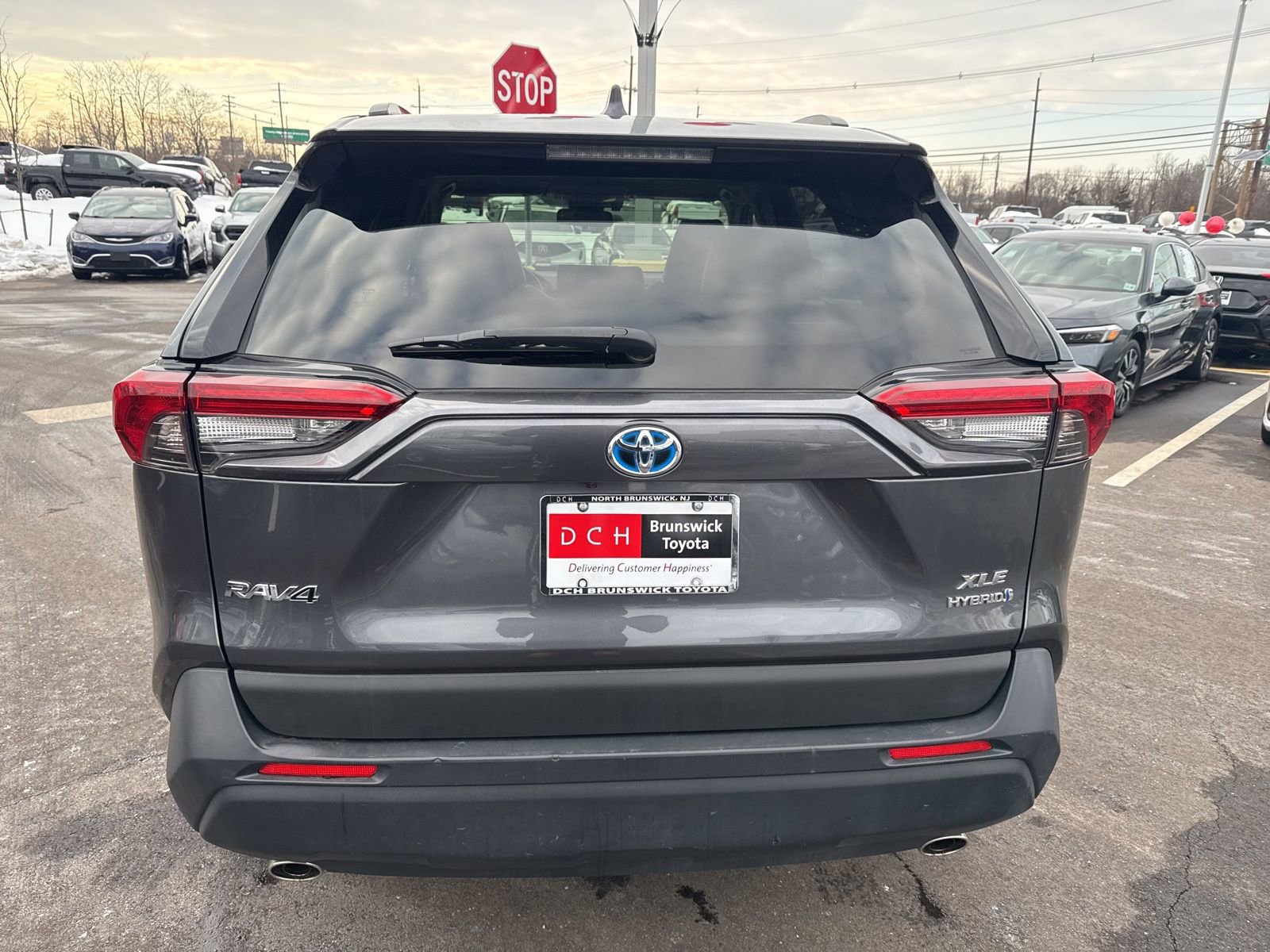 Thumbnail: 2022 Toyota RAV4 - 13