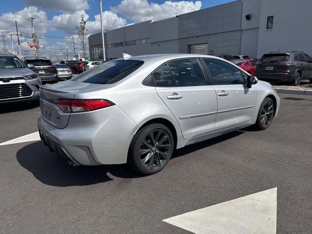 Thumbnail: 2023 Toyota Corolla - 3