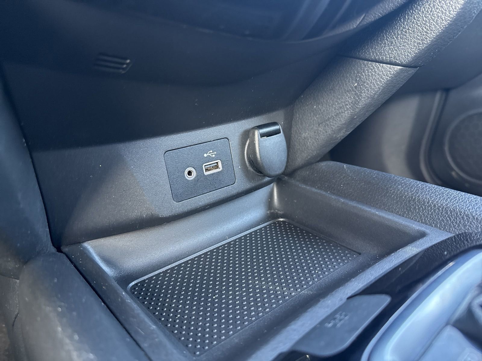 Thumbnail: 2018 Nissan Rogue - 27