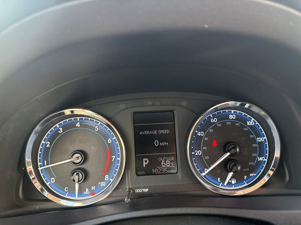 Thumbnail: 2018 Toyota Corolla - 30