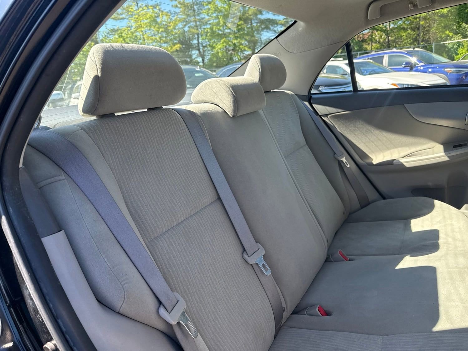 Thumbnail: 2010 Toyota Corolla - 22