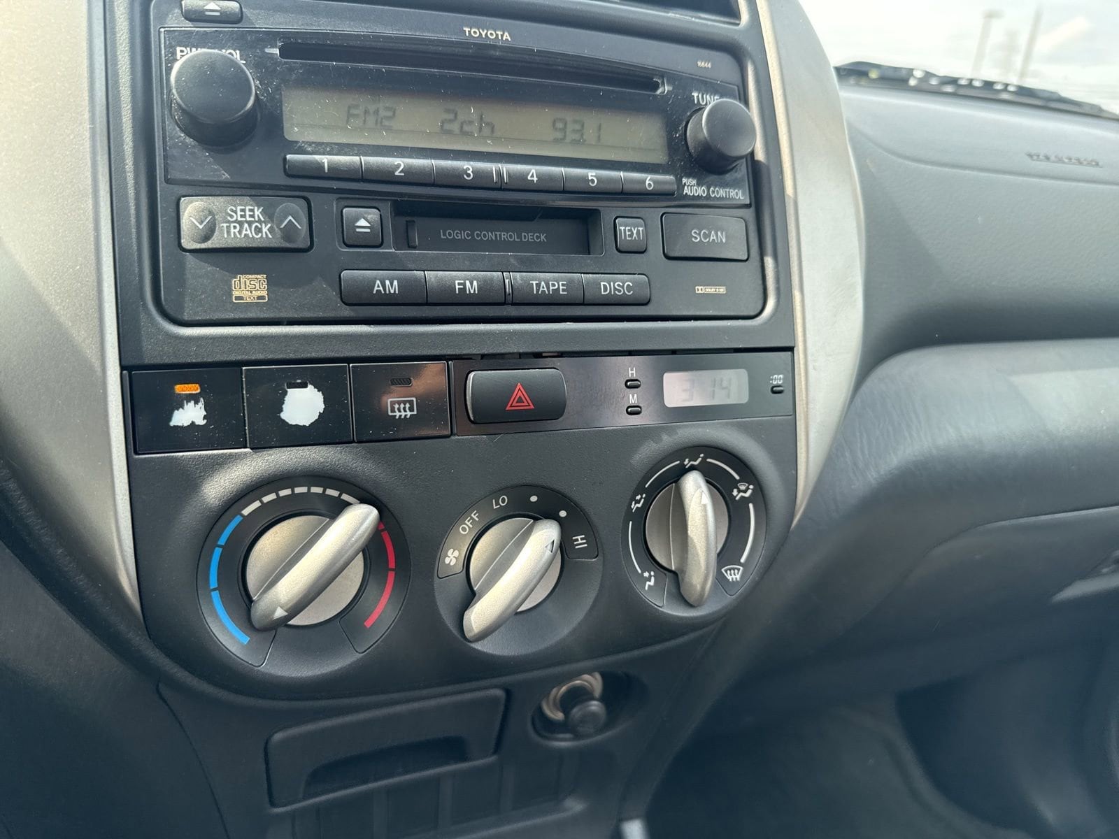 Thumbnail: 2005 Toyota RAV4 - 26