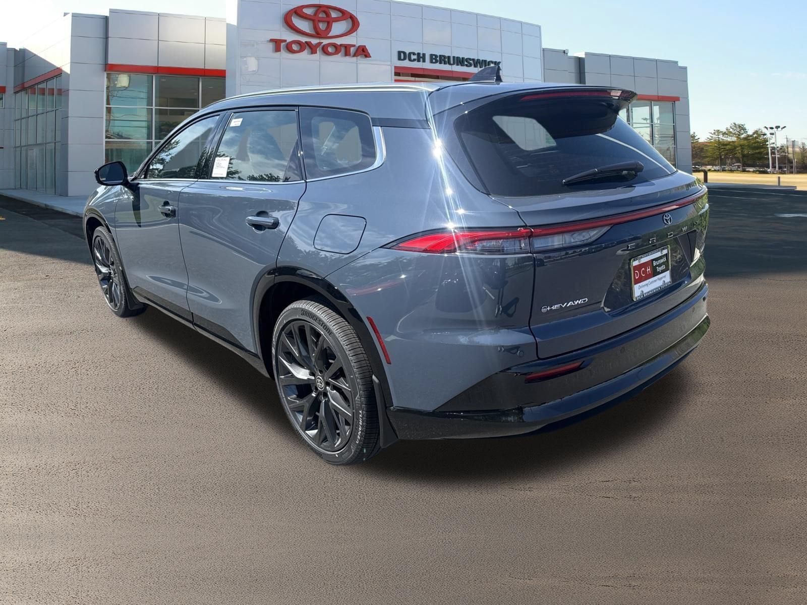 Thumbnail: 2026 Toyota Crown Signia - 6