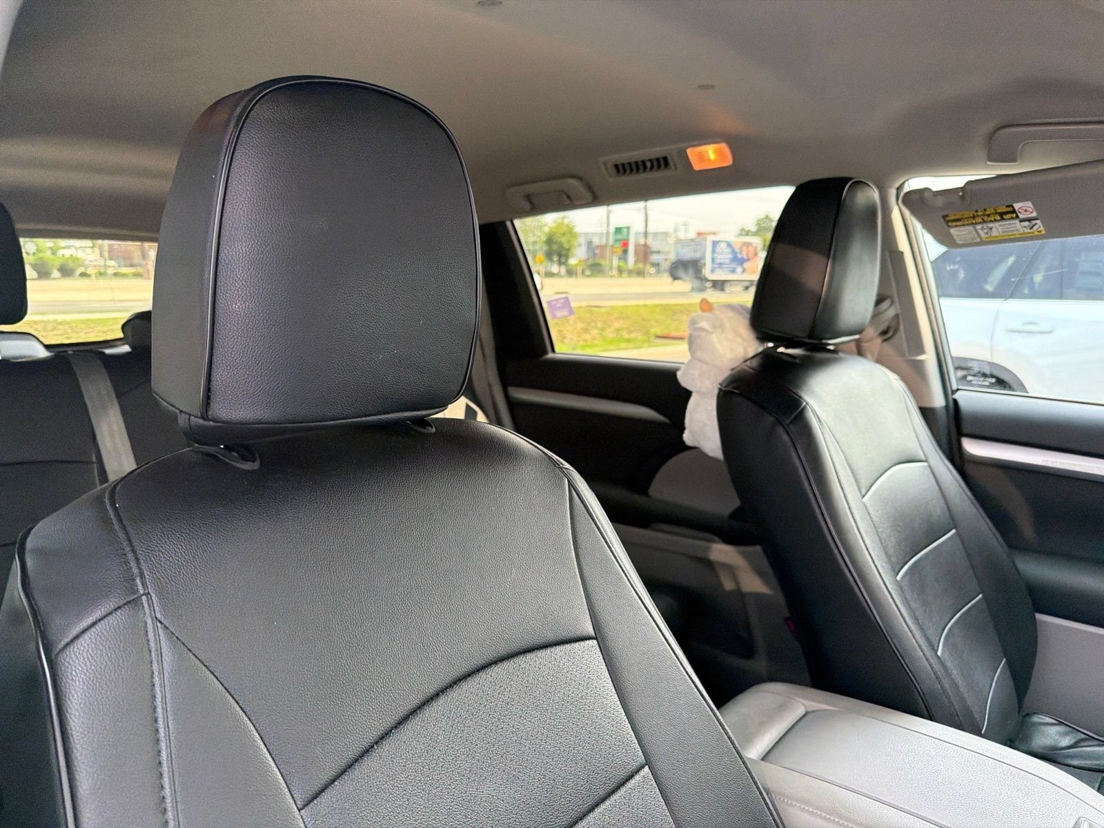 Thumbnail: 2015 Toyota Highlander - 13