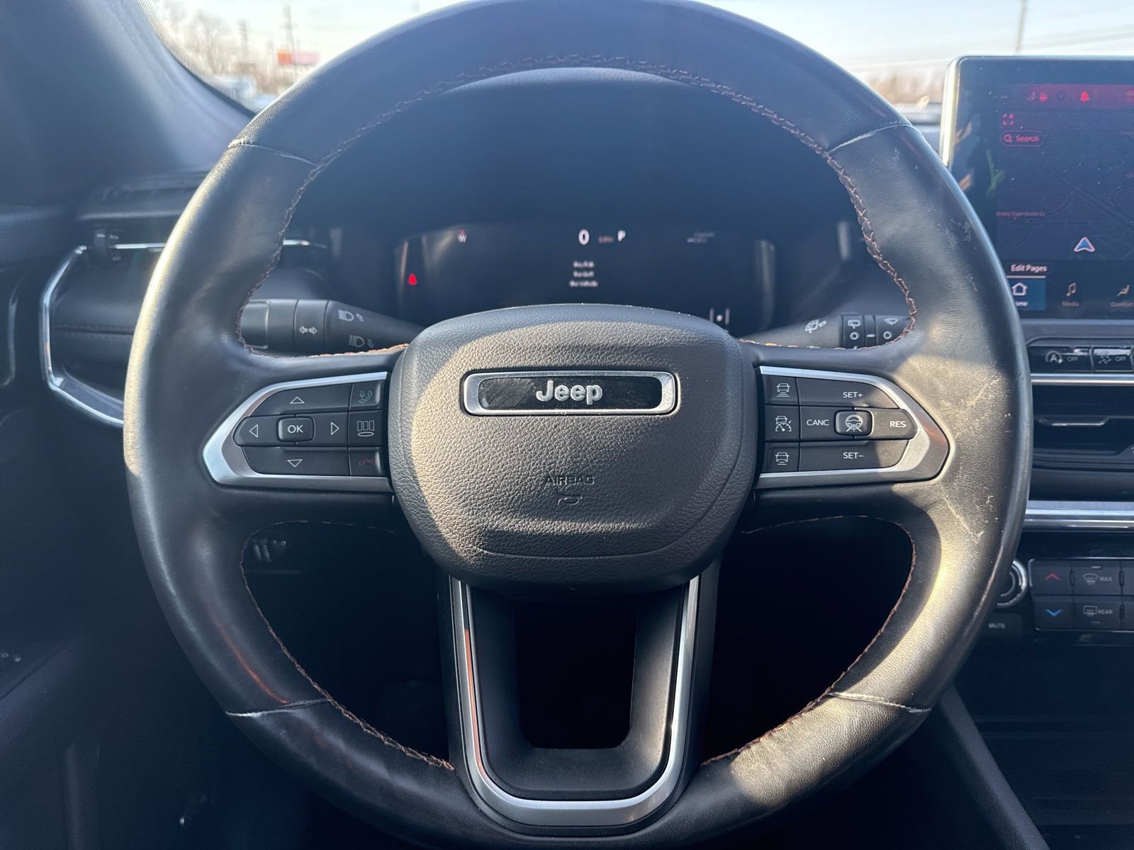 Thumbnail: 2022 Jeep Compass - 24