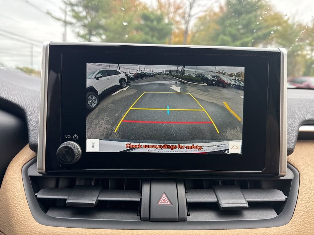 Thumbnail: 2025 Toyota RAV4 - 18