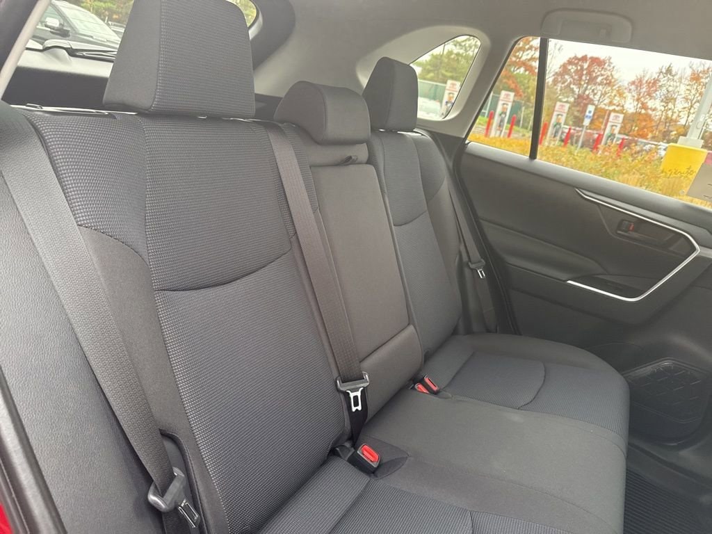 Thumbnail: 2025 Toyota RAV4 - 13