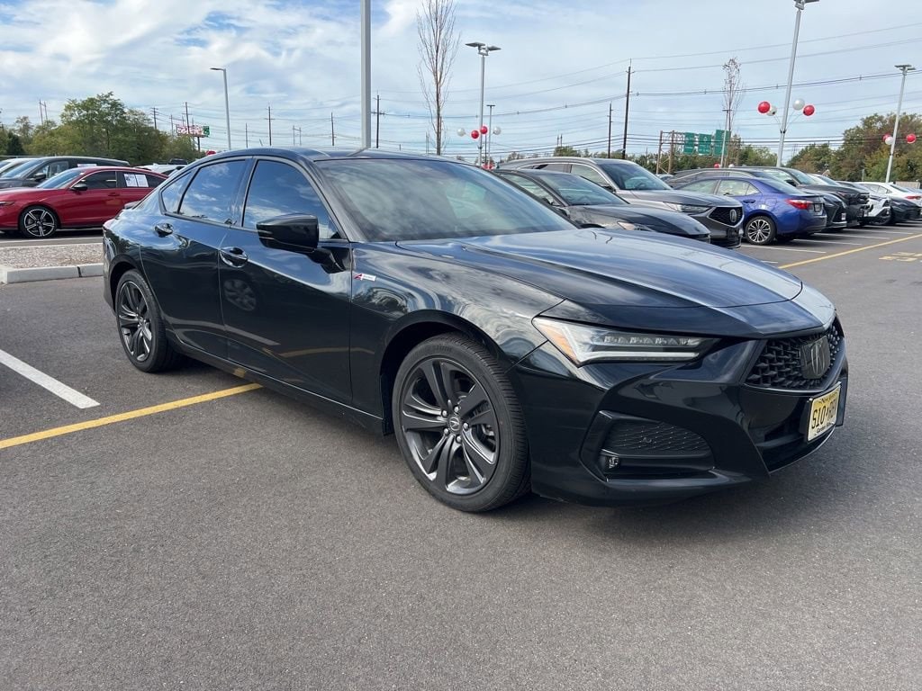 Thumbnail: 2022 Acura TLX - 2