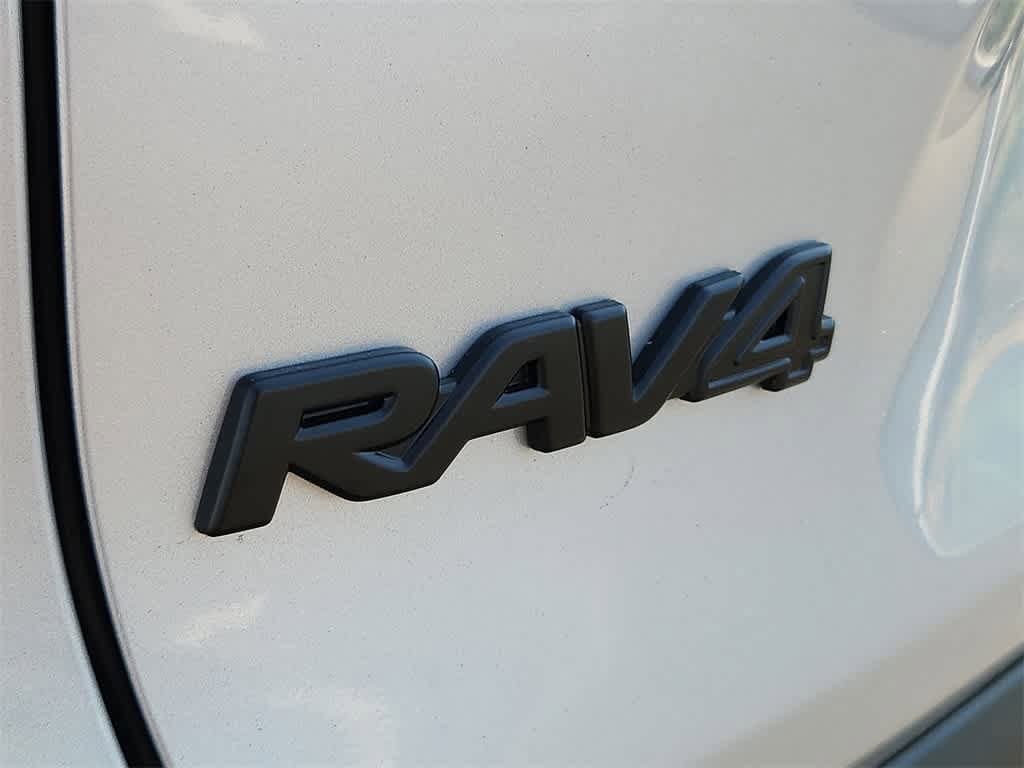 Thumbnail: 2025 Toyota RAV4 - 17