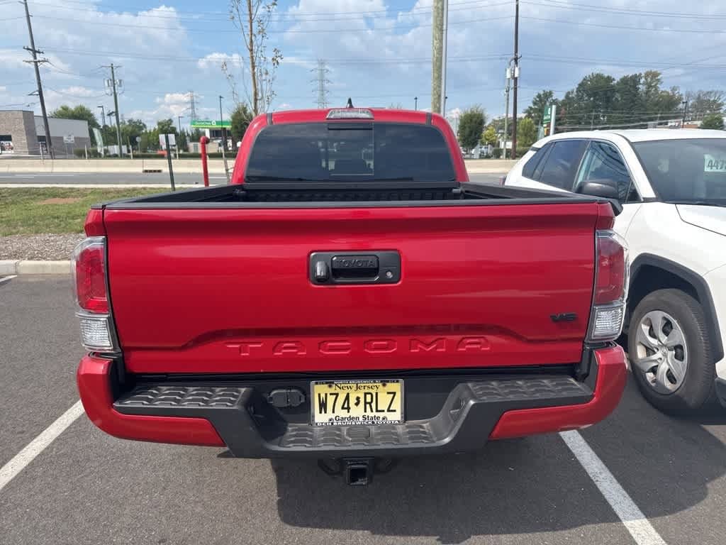 Thumbnail: 2022 Toyota Tacoma - 6