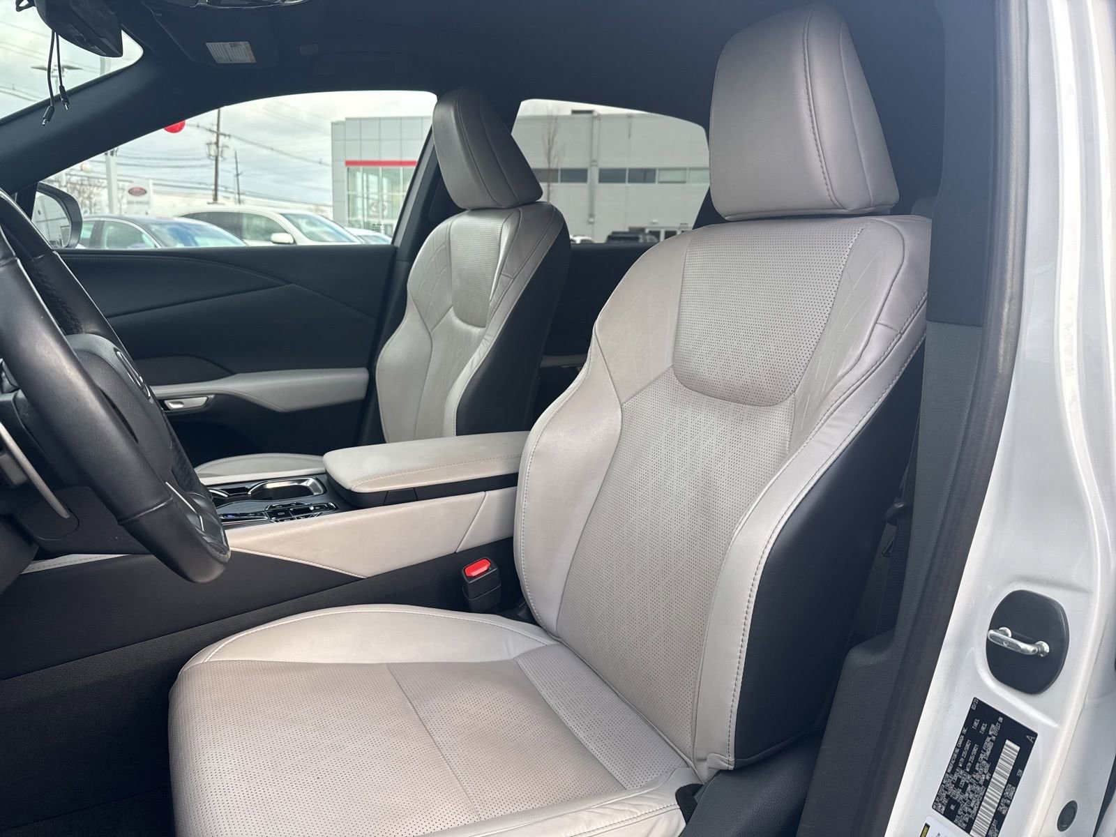 Thumbnail: 2023 Lexus RX - 19