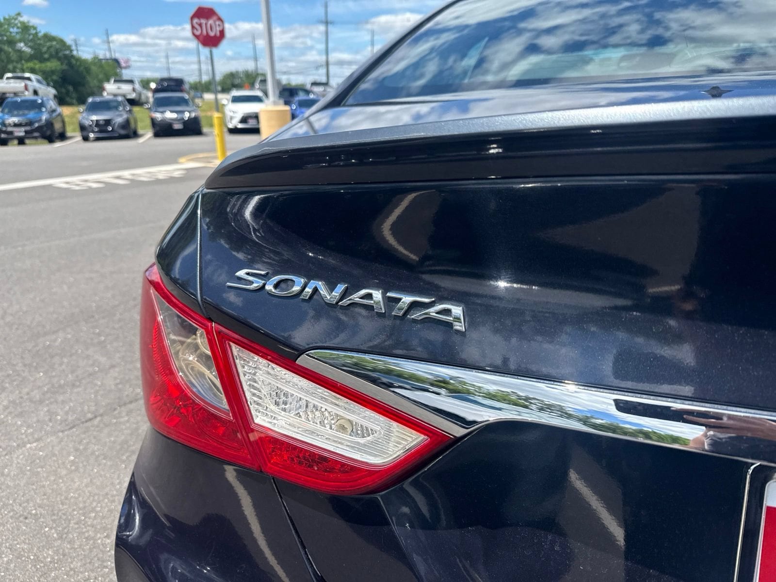 Thumbnail: 2014 Hyundai Sonata - 15