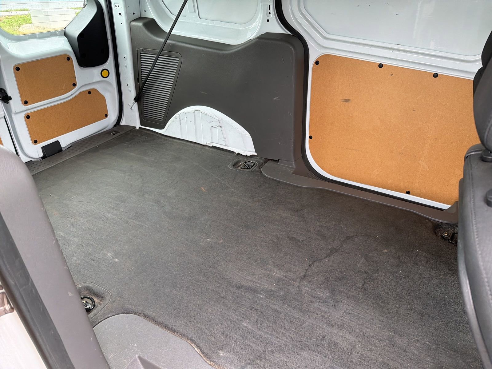 Thumbnail: 2019 Ford Transit Series - 16