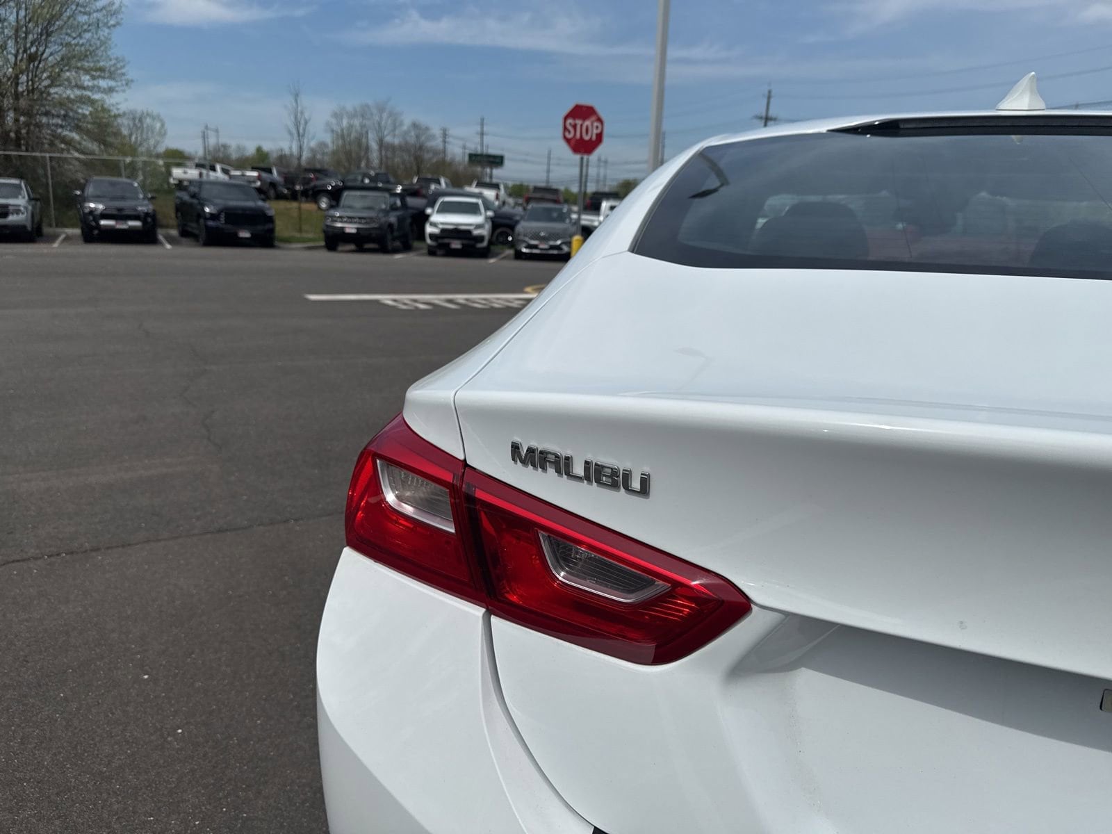 Thumbnail: 2023 Chevrolet Malibu - 19