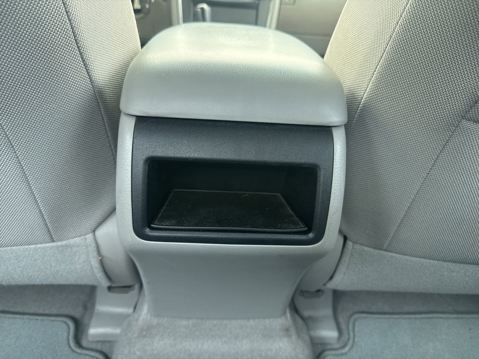 Thumbnail: 2016 Toyota Camry - 31