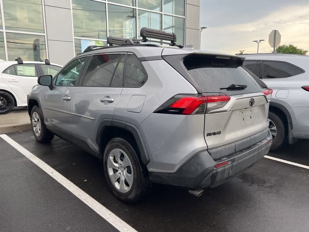 Thumbnail: 2021 Toyota RAV4 - 4