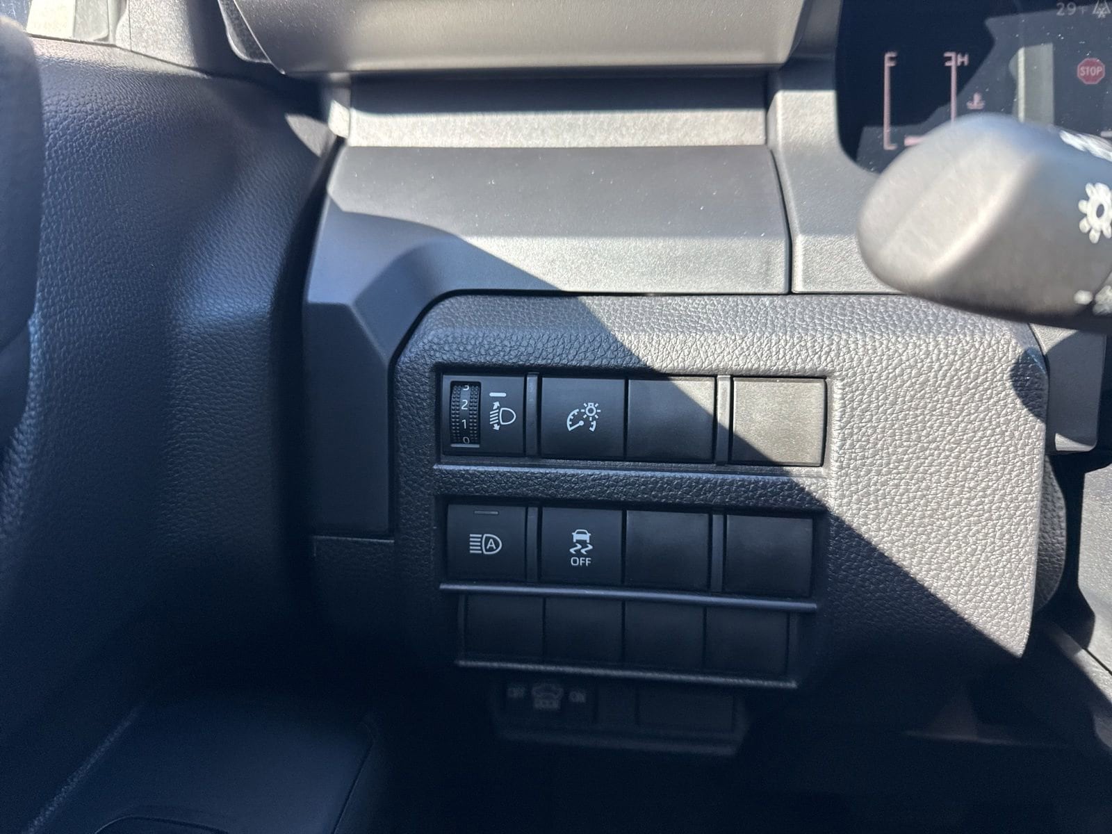 Thumbnail: 2025 Toyota Tacoma - 29