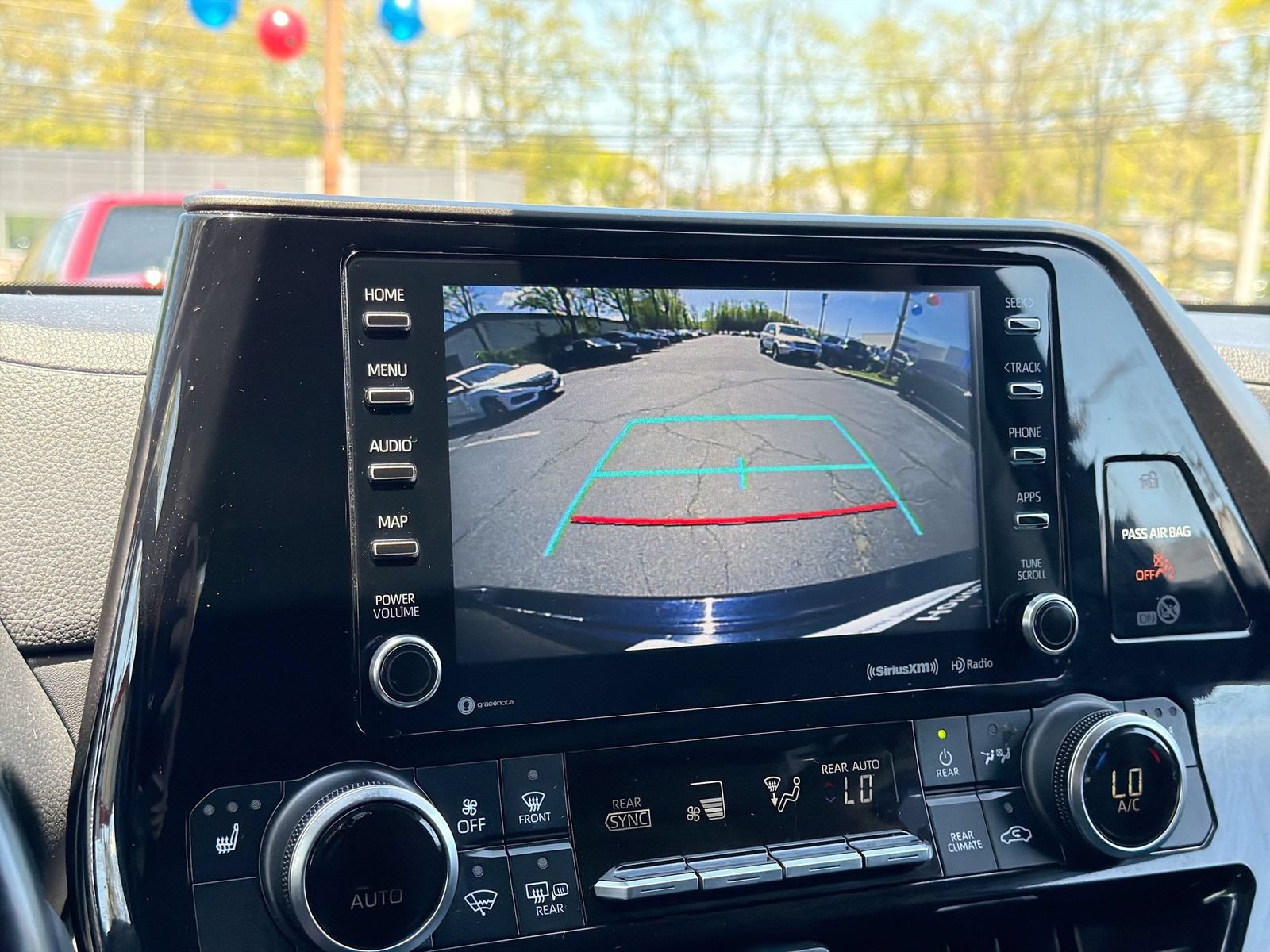 Thumbnail: 2021 Toyota Highlander - 35
