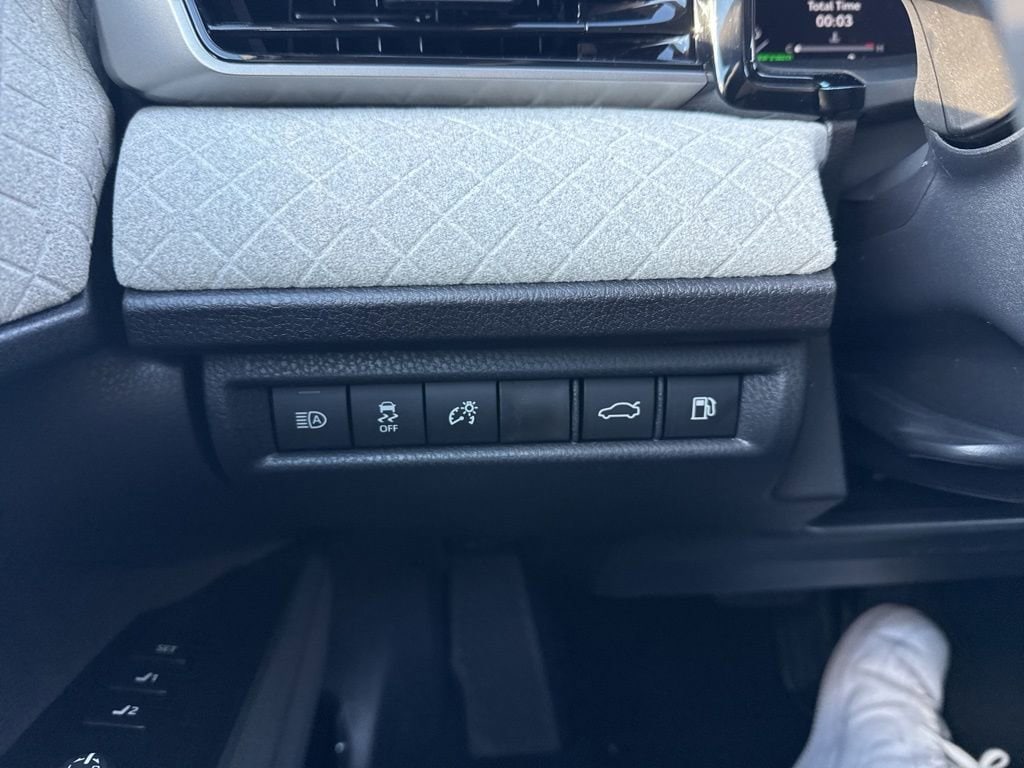 Thumbnail: 2026 Toyota Camry - 23