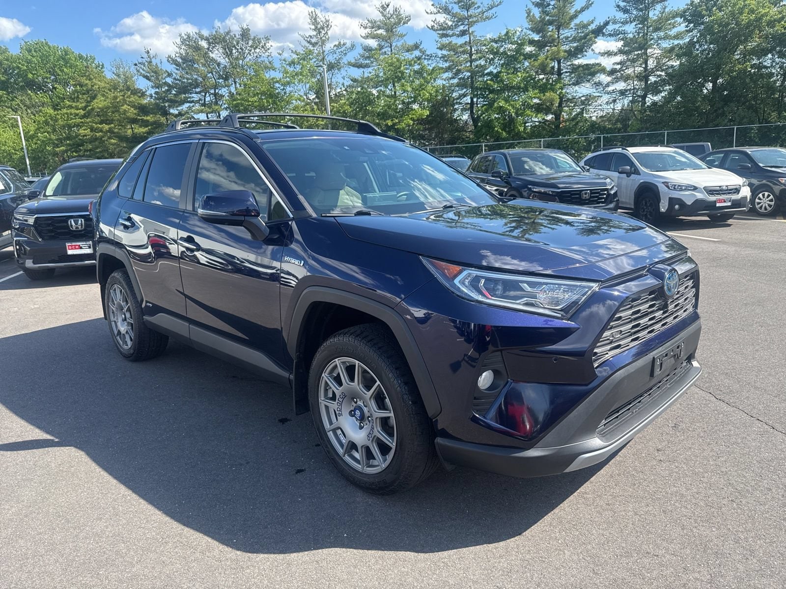 Thumbnail: 2020 Toyota RAV4 - 3