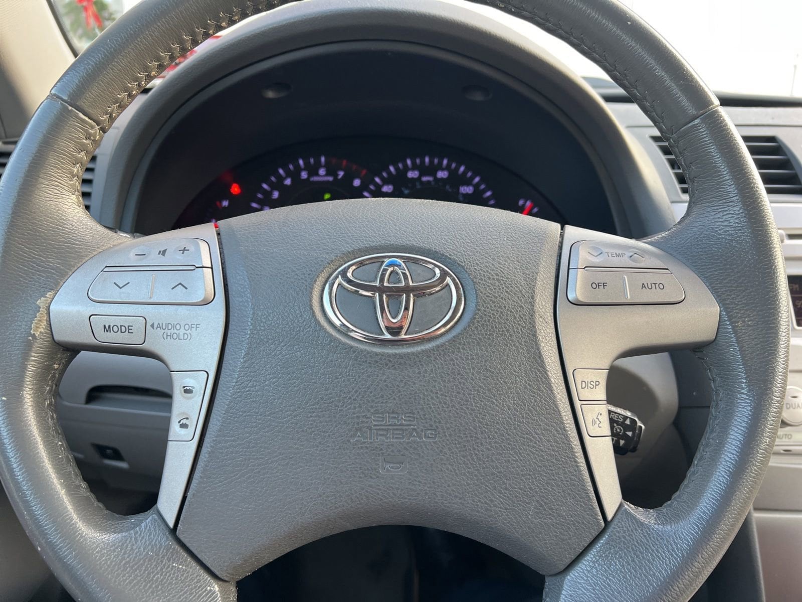 Thumbnail: 2010 Toyota Camry - 17