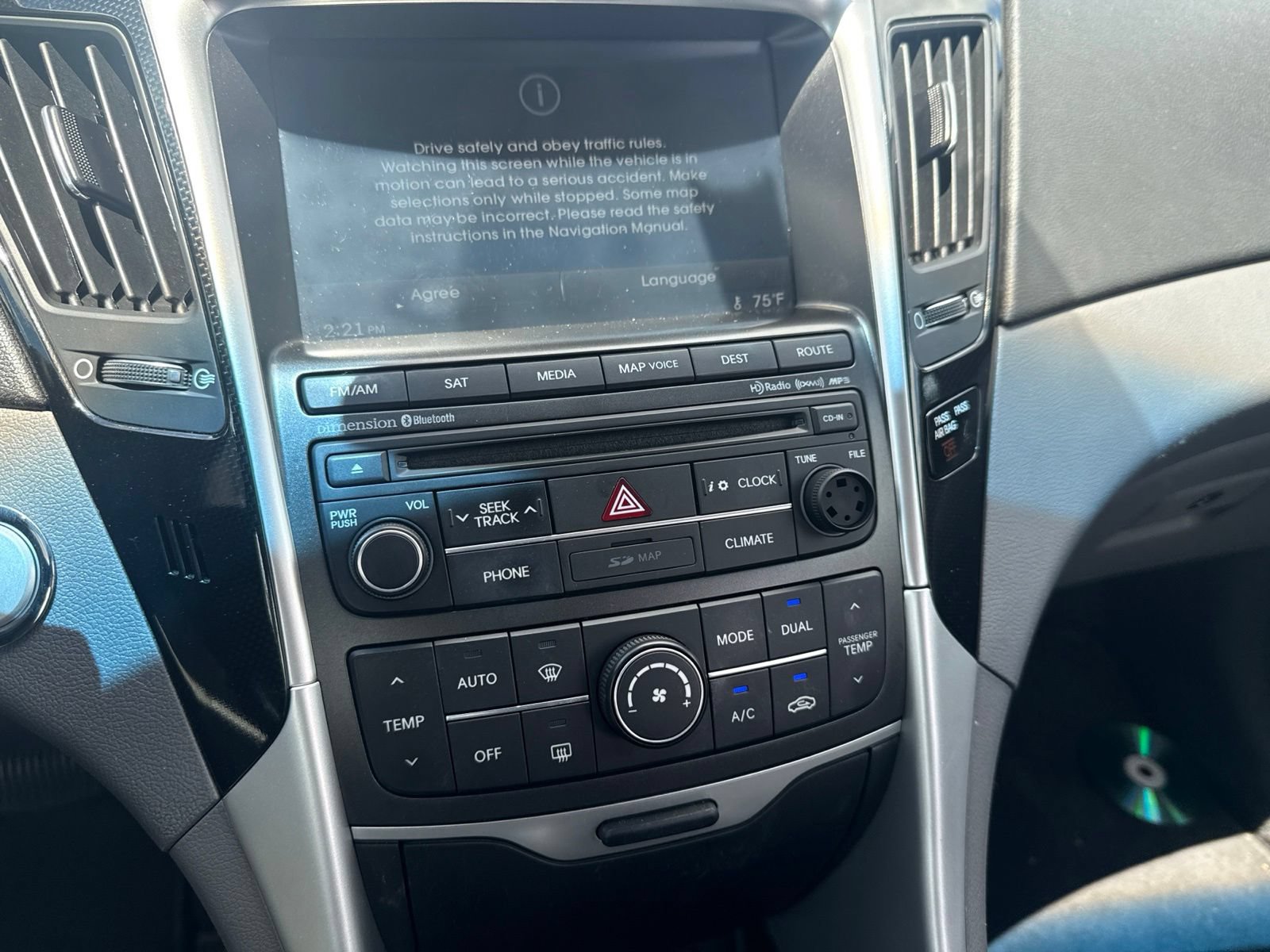 Thumbnail: 2014 Hyundai Sonata - 26